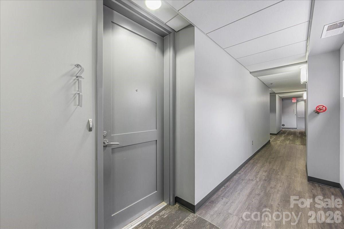 1133 Metropolitan Avenue 211