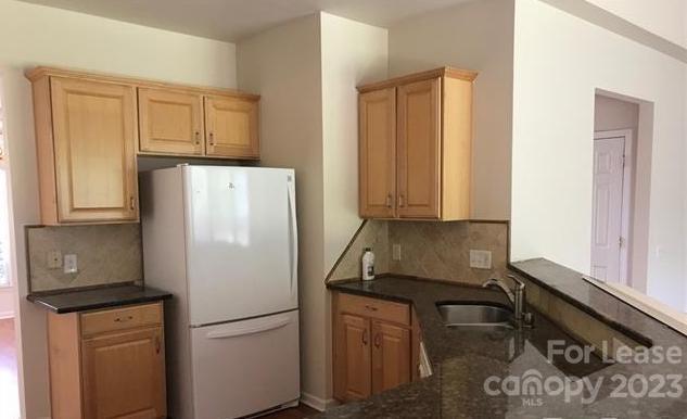 Weston Glen - Residential Lease