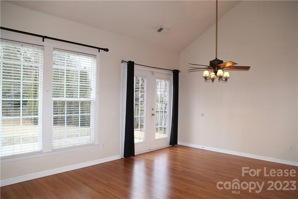 Weston Glen - Residential Lease