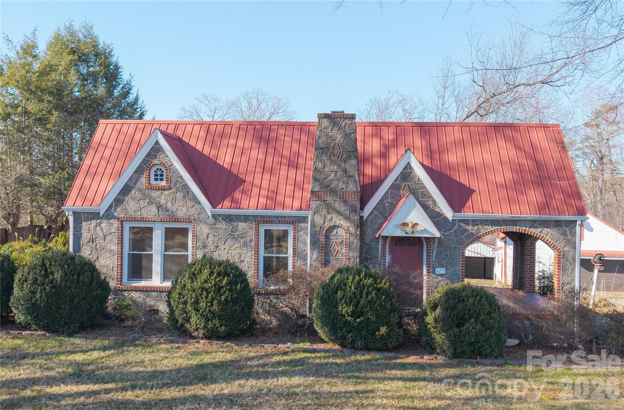 3219 US 70 Highway E