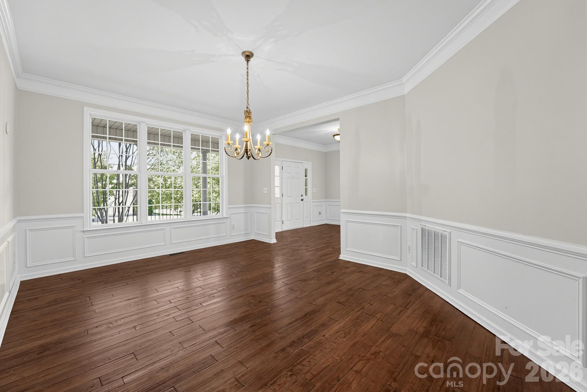 7703 Pleasant Valley Drive