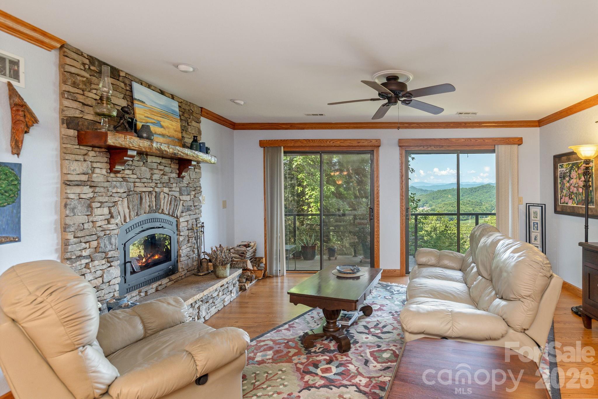 Knob Creek Villas 1 - Residential