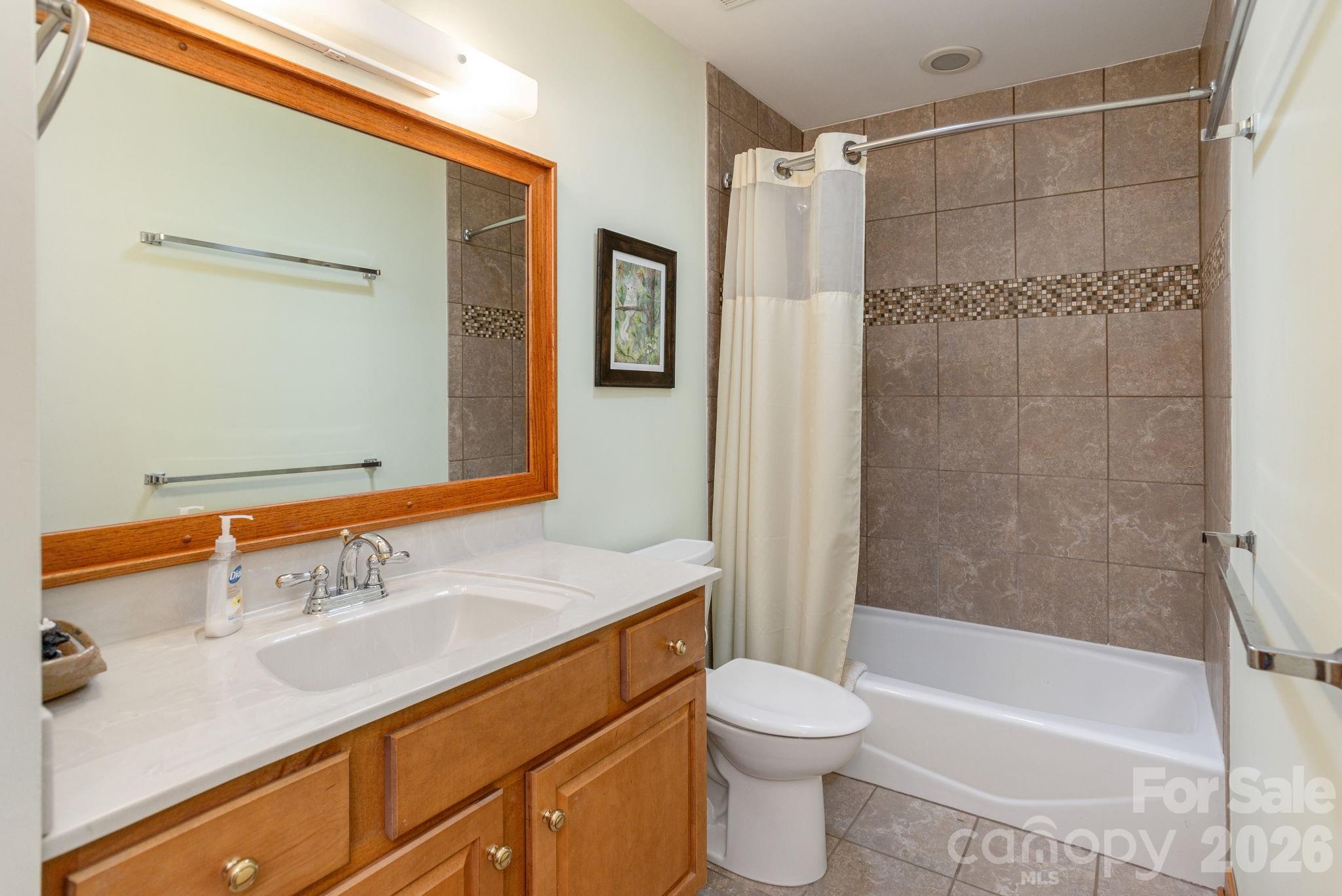 Knob Creek Villas 1 - Residential