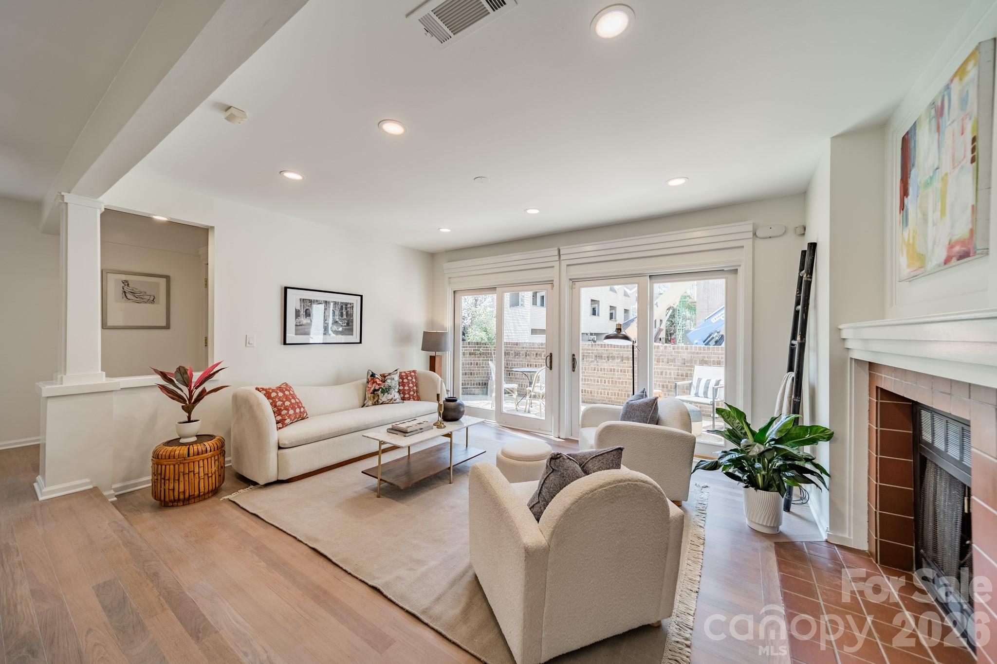 Springfield Square - Residential