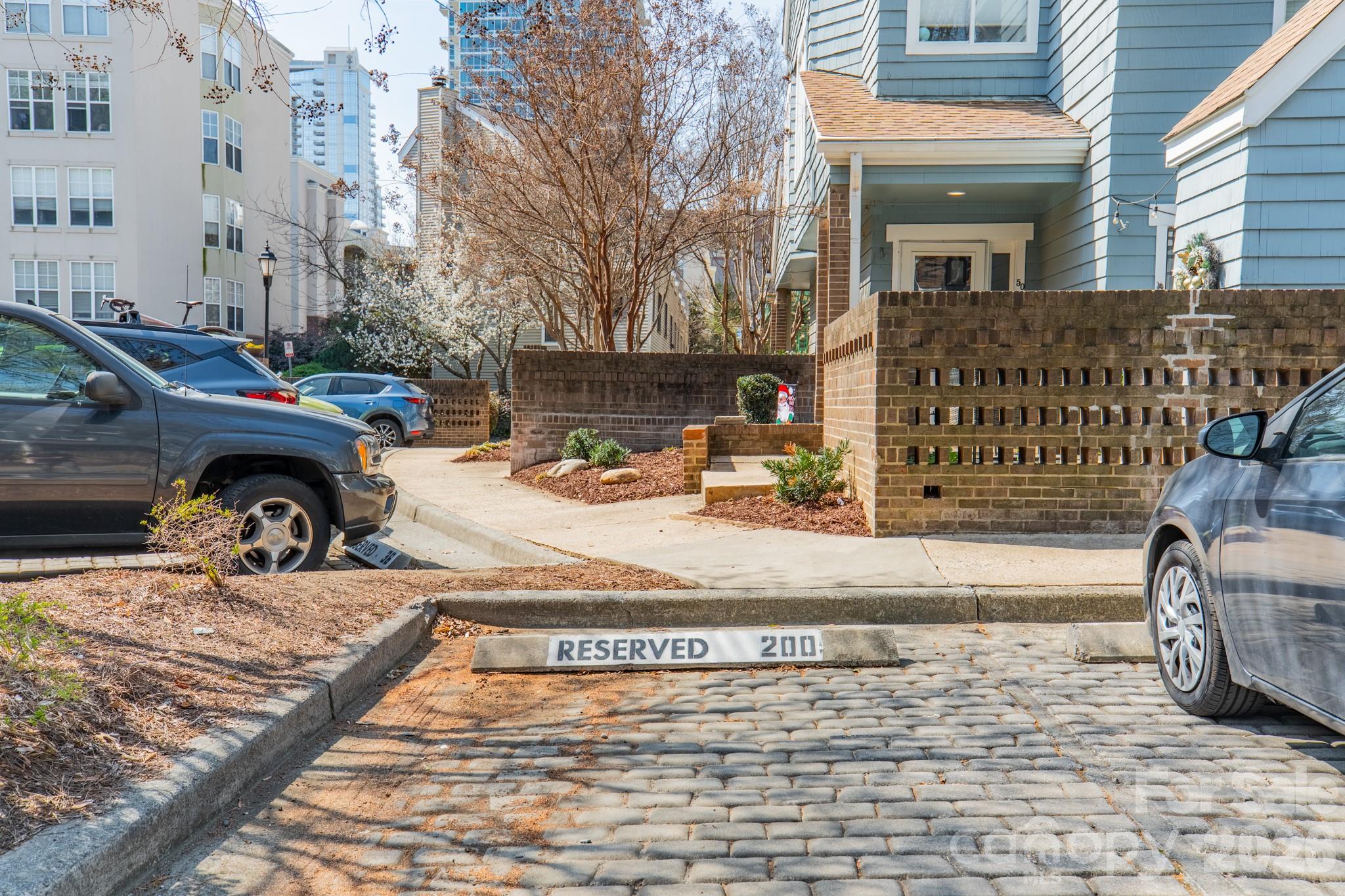 Springfield Square - Residential