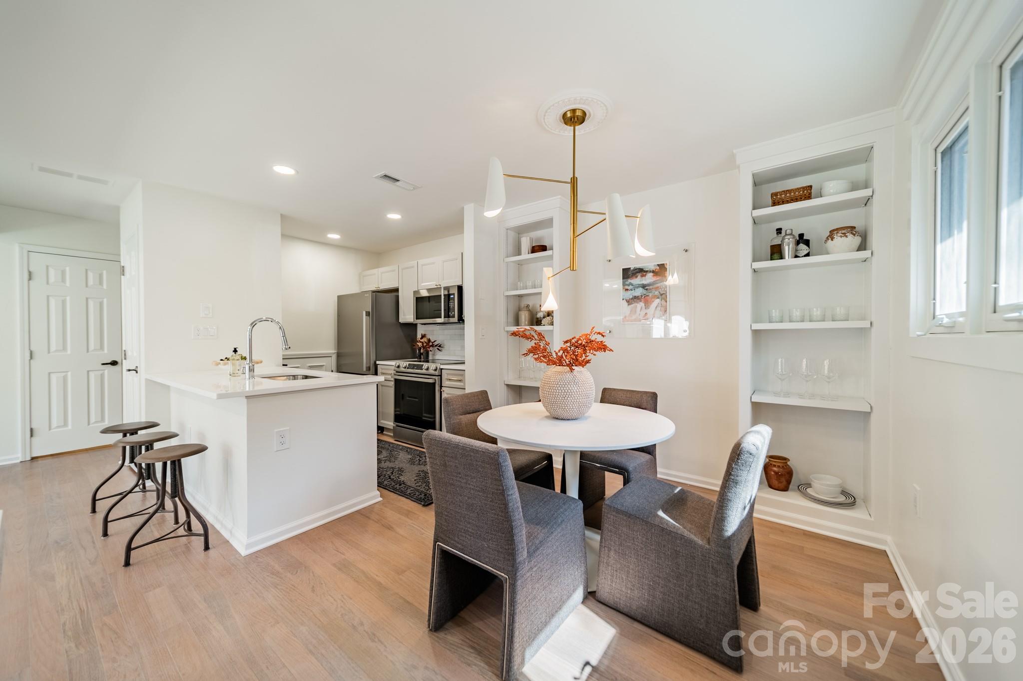 Springfield Square - Residential