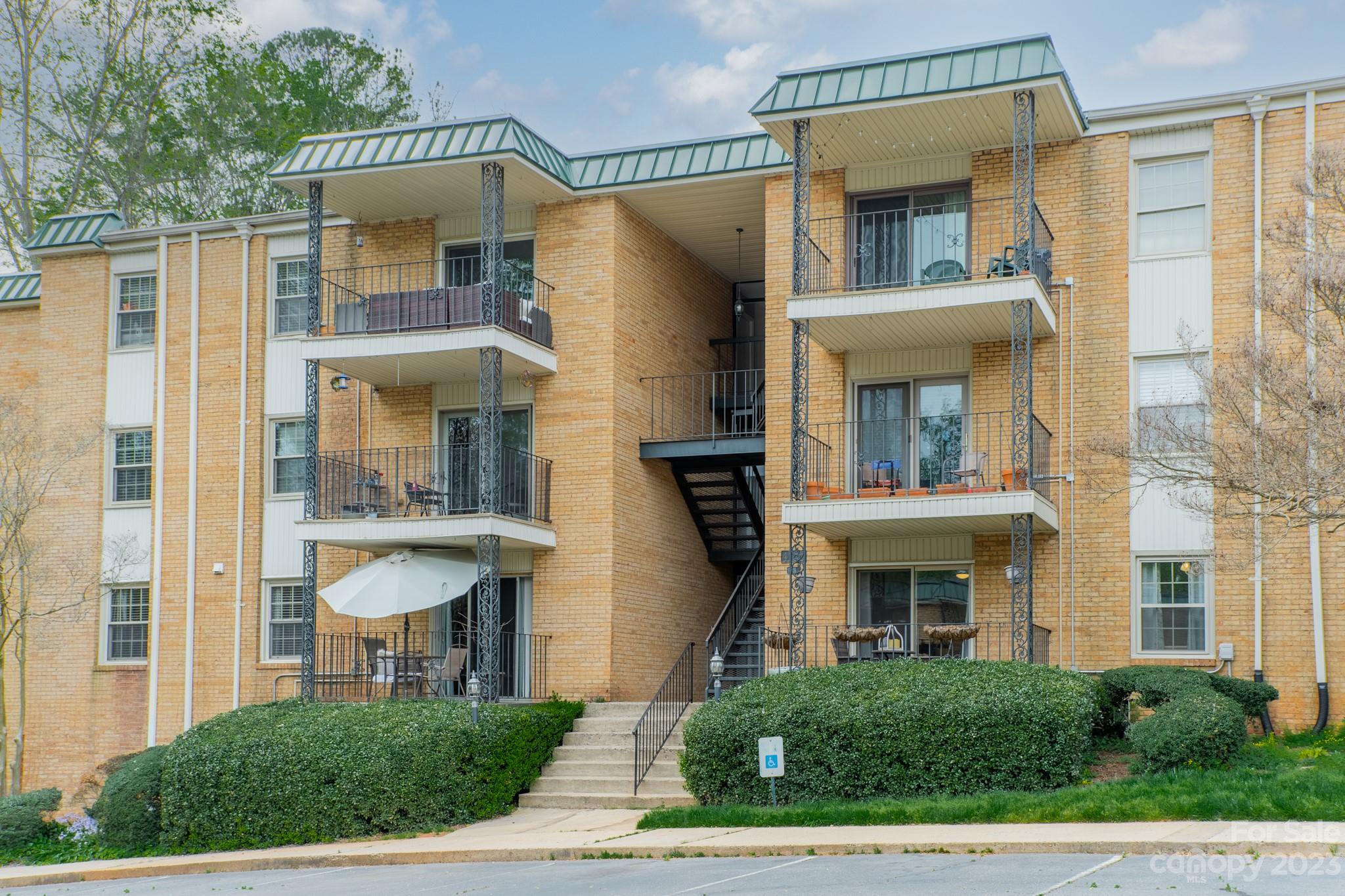 Franciscan Terrace - Residential