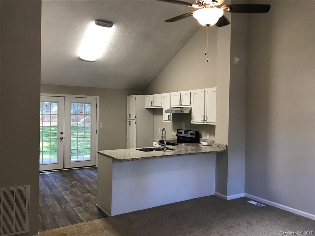 Commodore Peninsula - Residential Lease