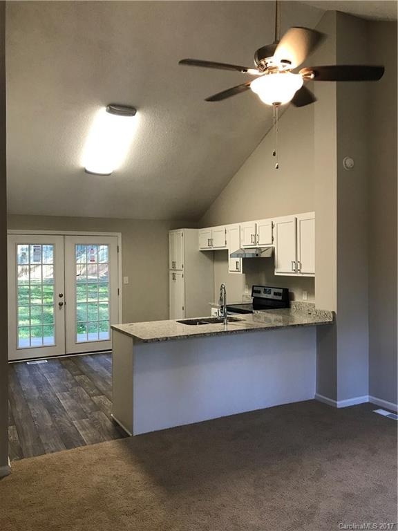 Commodore Peninsula - Residential Lease