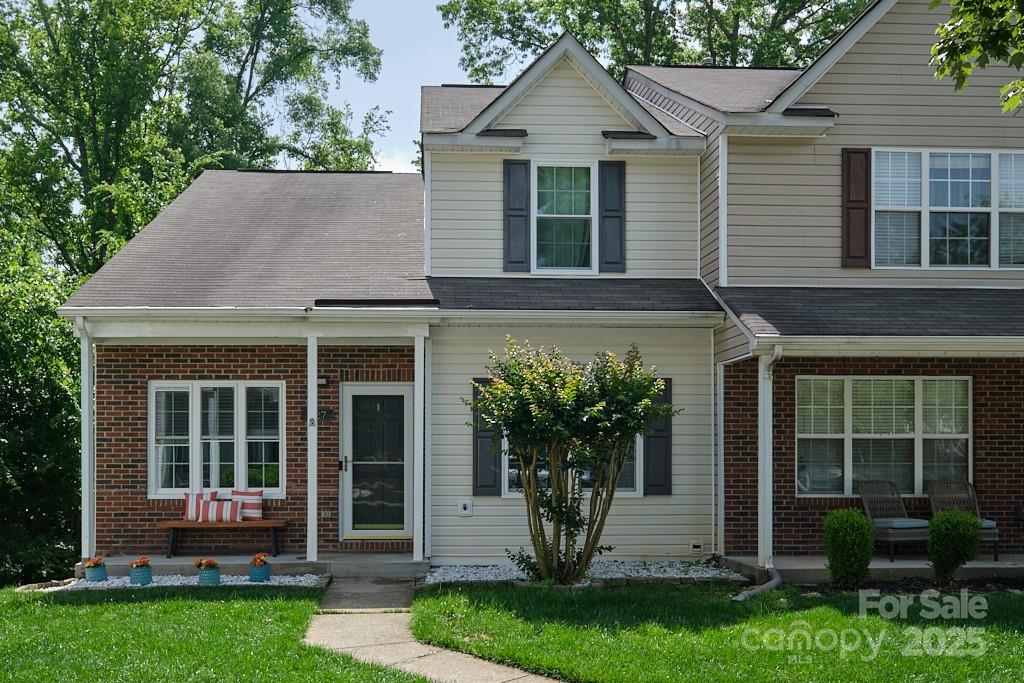 The Townes At River Crossing - Residential