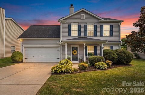 Photo of 5550 Mt Mansfield Road, Charlotte, NC 28278 (MLS # 4403284)