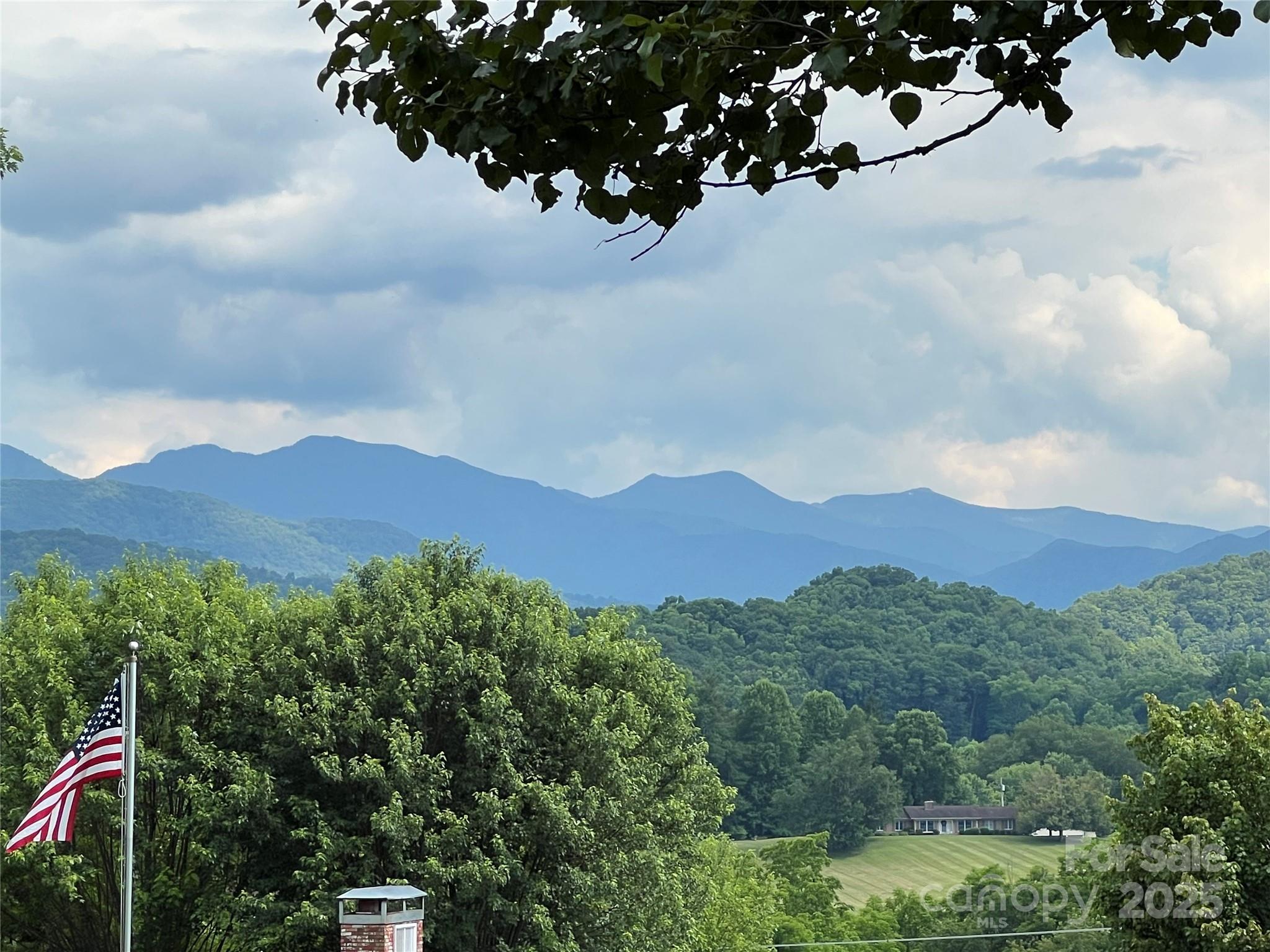 92 Mountain View Road