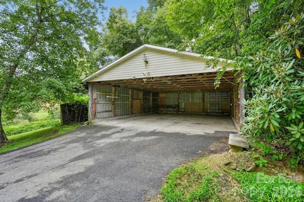 168 Huntley Road