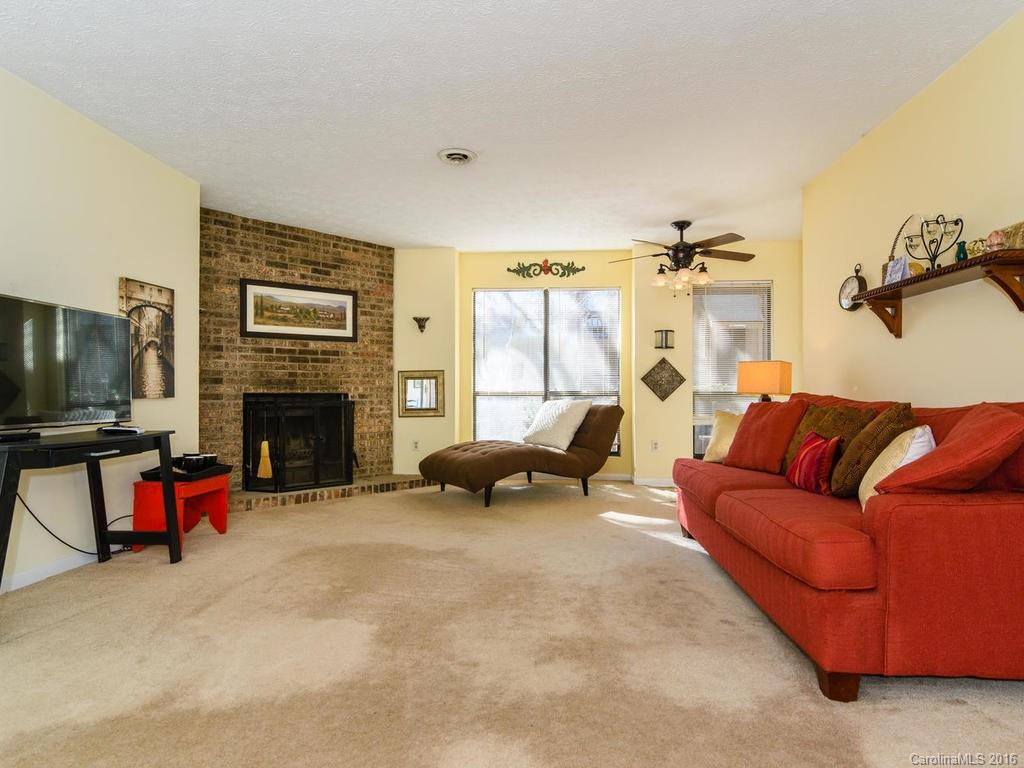 Ravencroft Condominiums - Residential