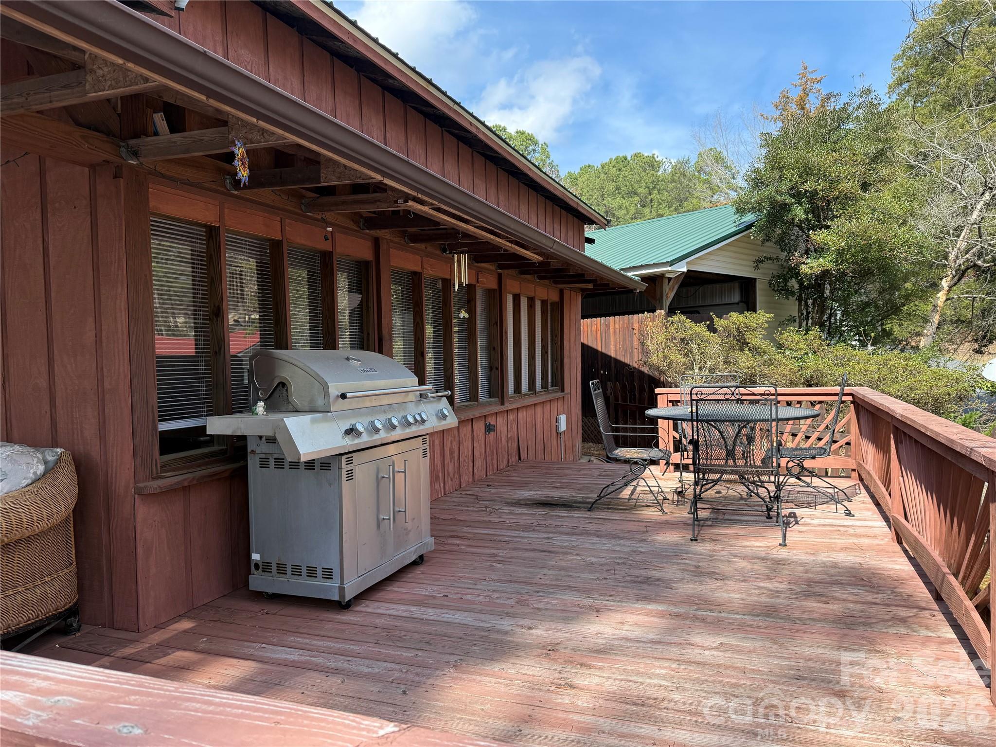 Twin Harbor - Residential