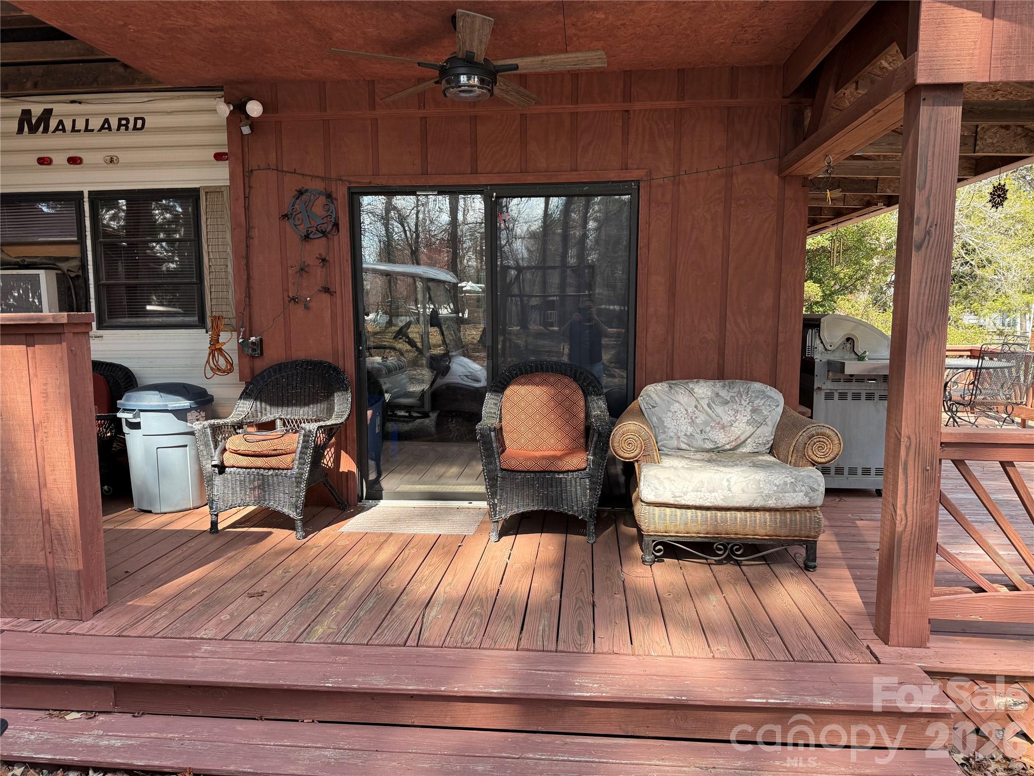 Twin Harbor - Residential