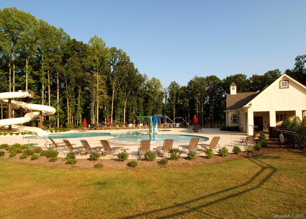 The Vineyards on Lake Wylie - Residential