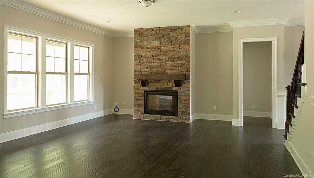 The Vineyards on Lake Wylie - Residential