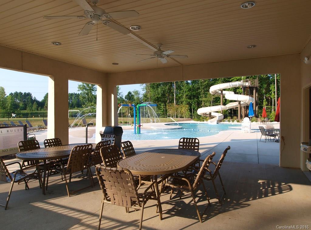 The Vineyards on Lake Wylie - Residential
