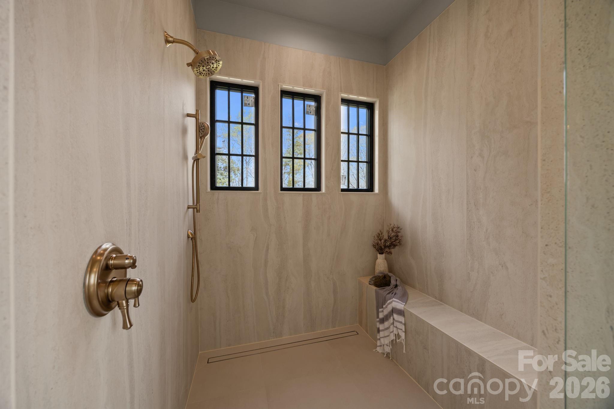 Island Point - Residential