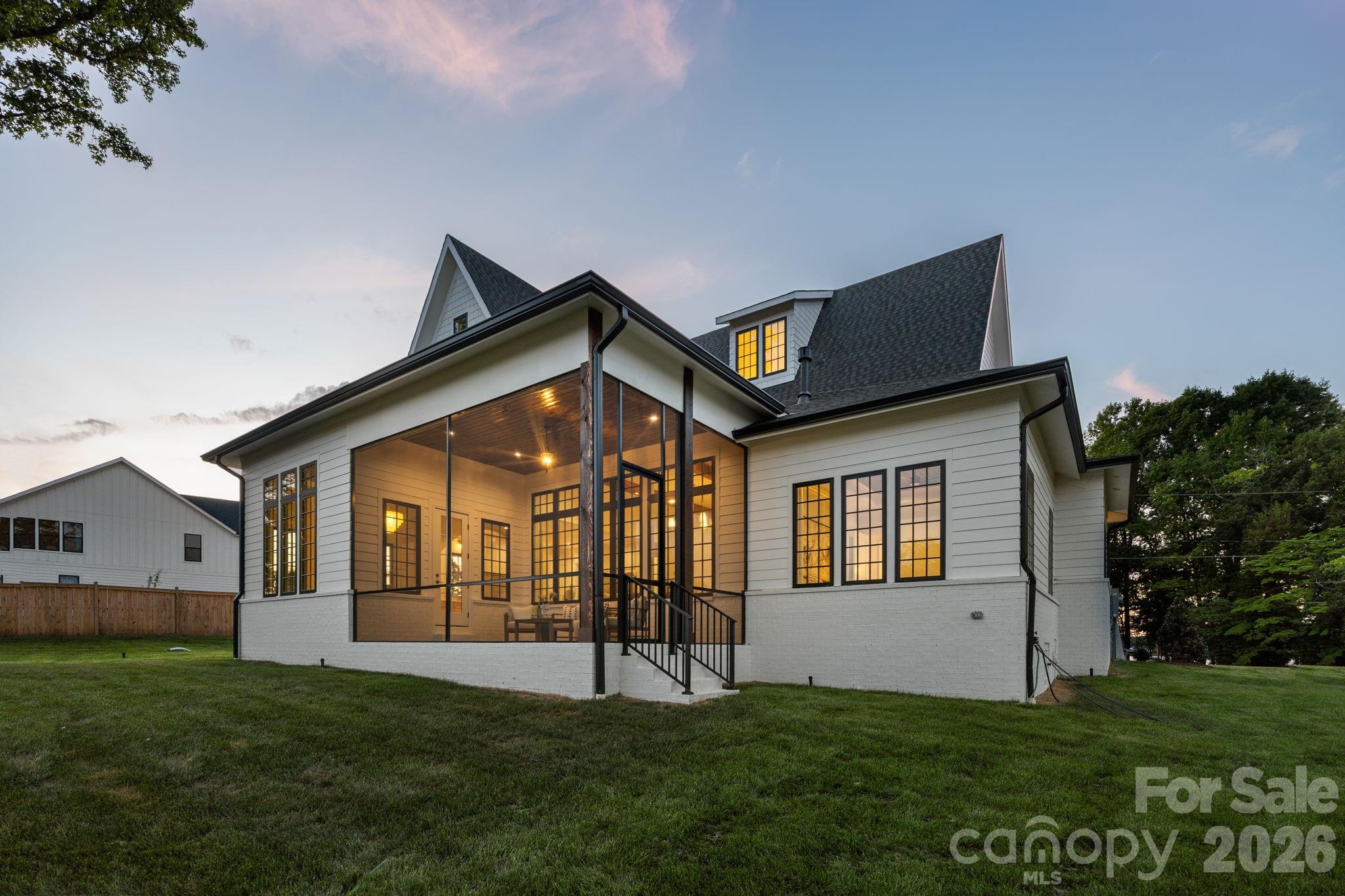 Island Point - Residential