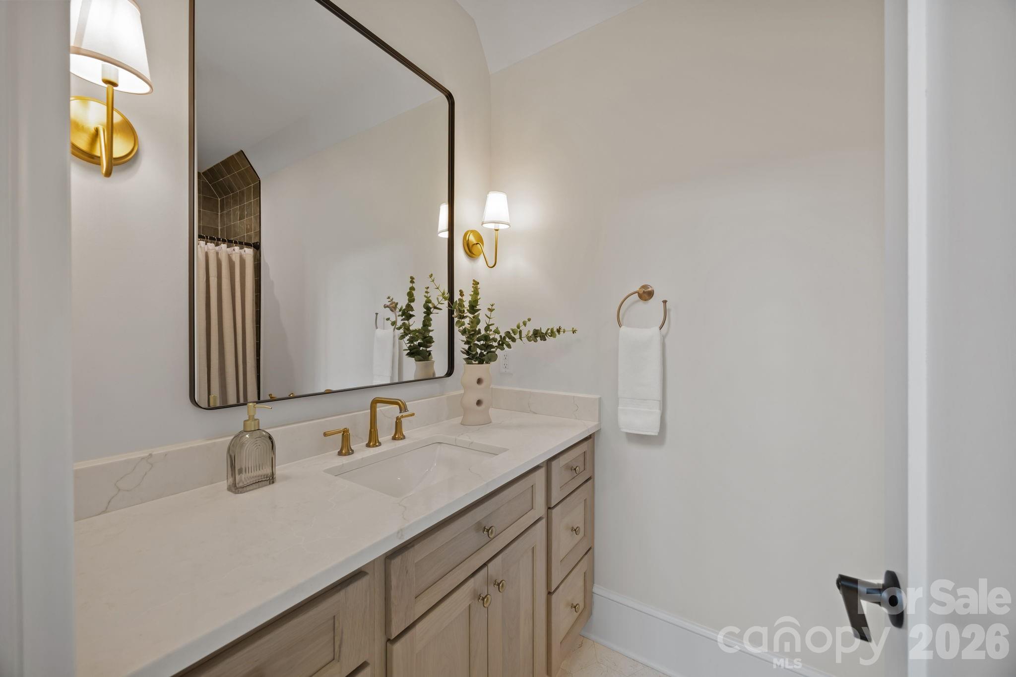 Island Point - Residential