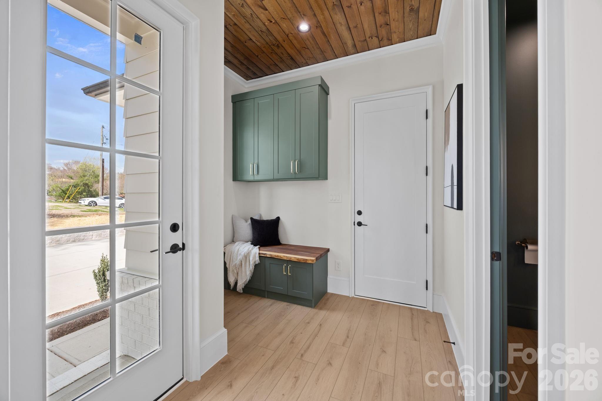 Island Point - Residential