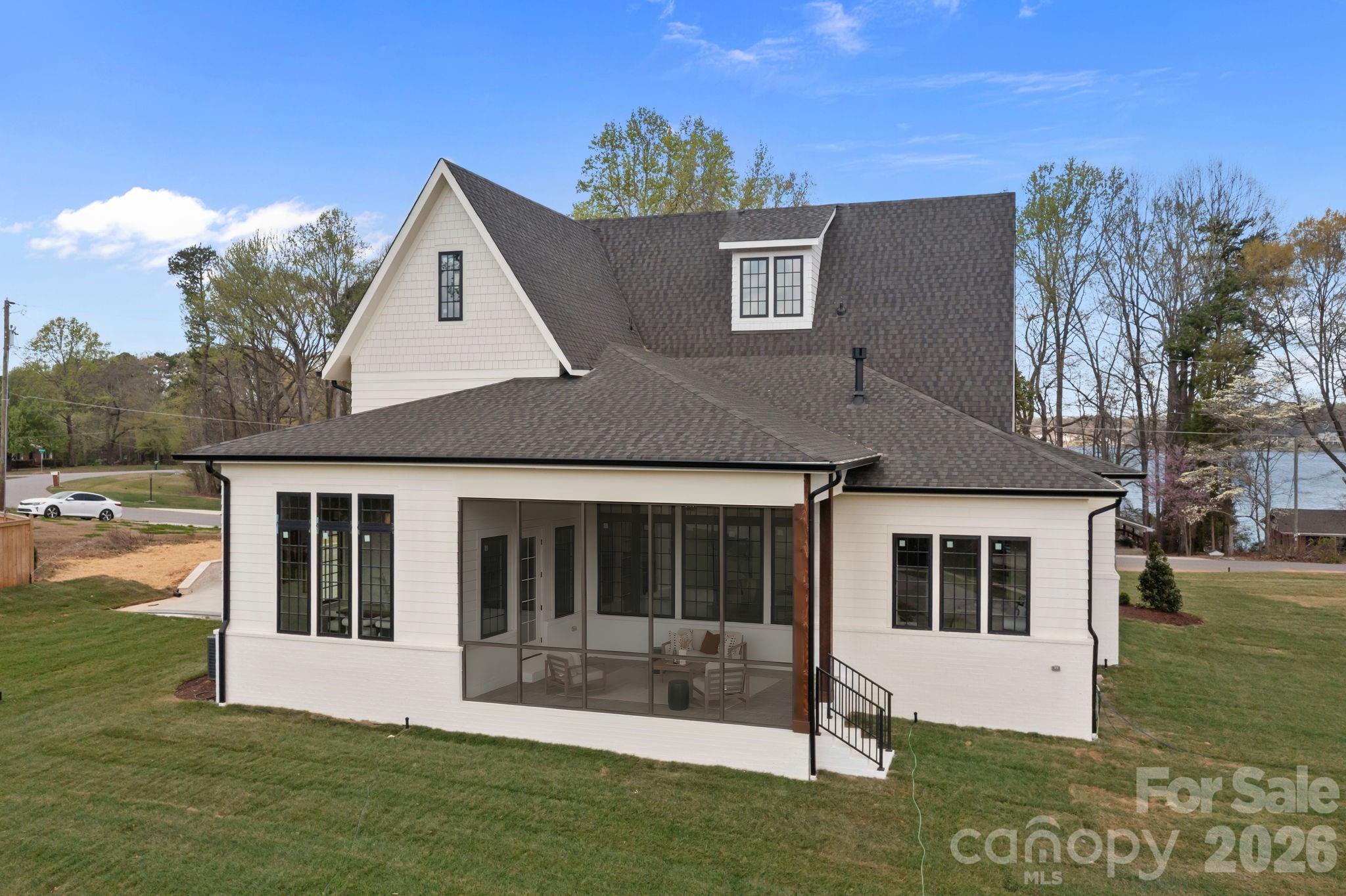 Island Point - Residential