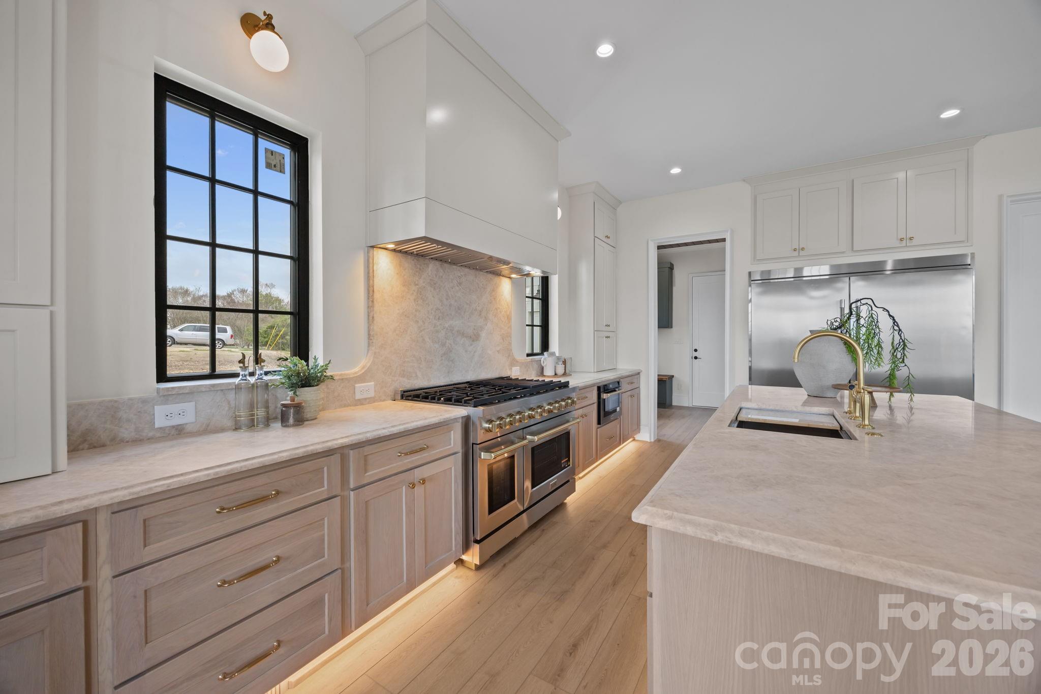 Island Point - Residential