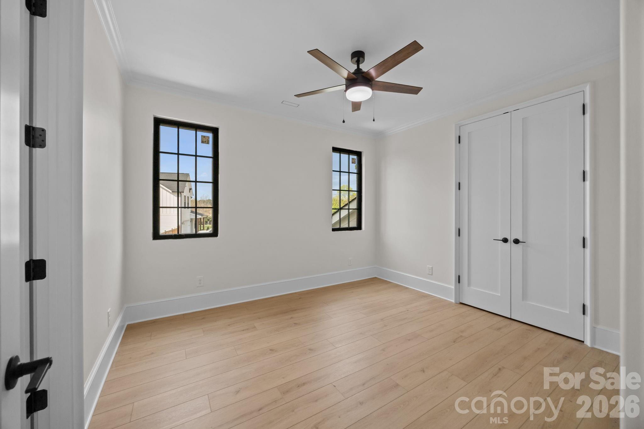 Island Point - Residential