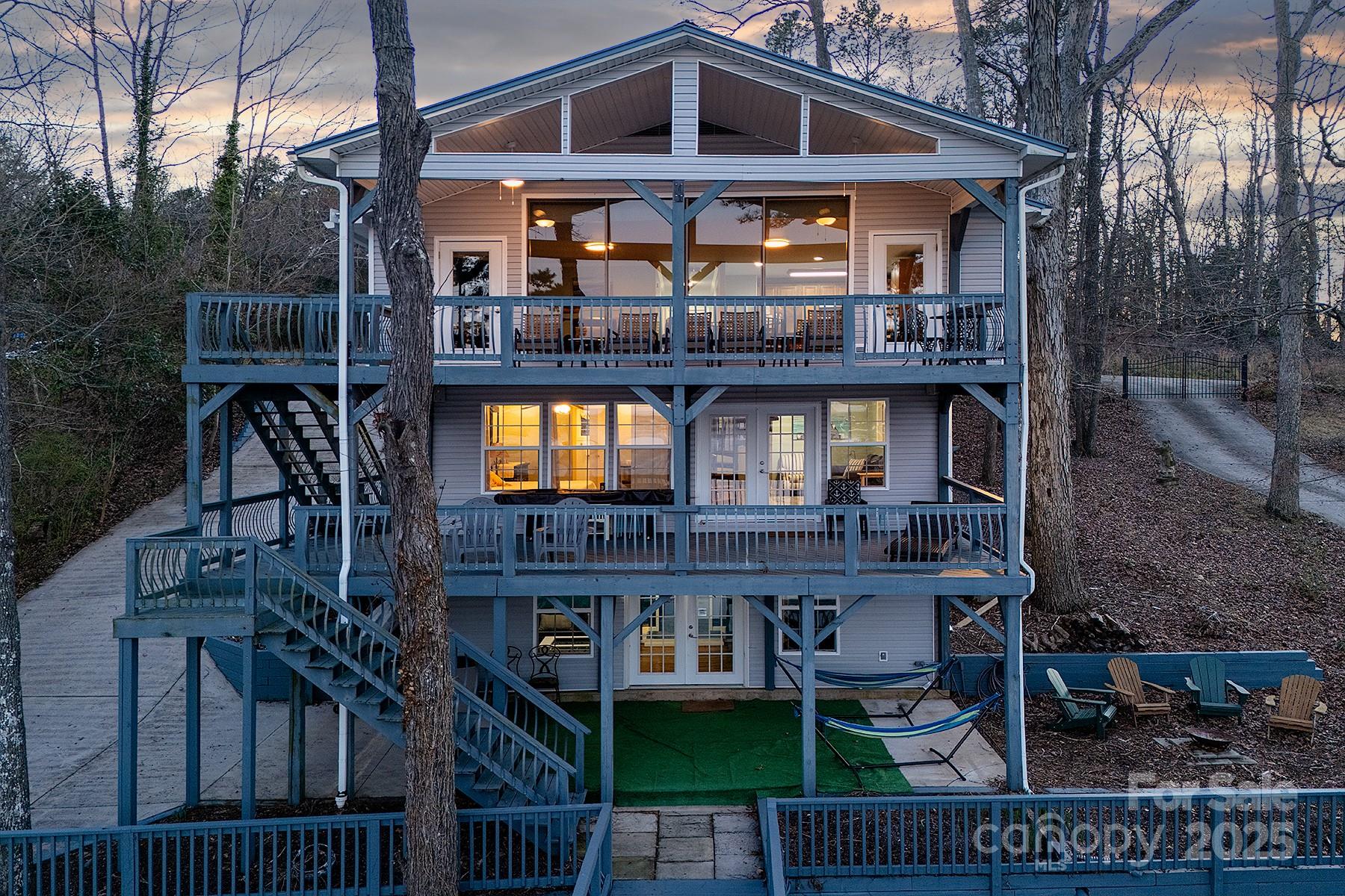 547 Lake Shore Drive