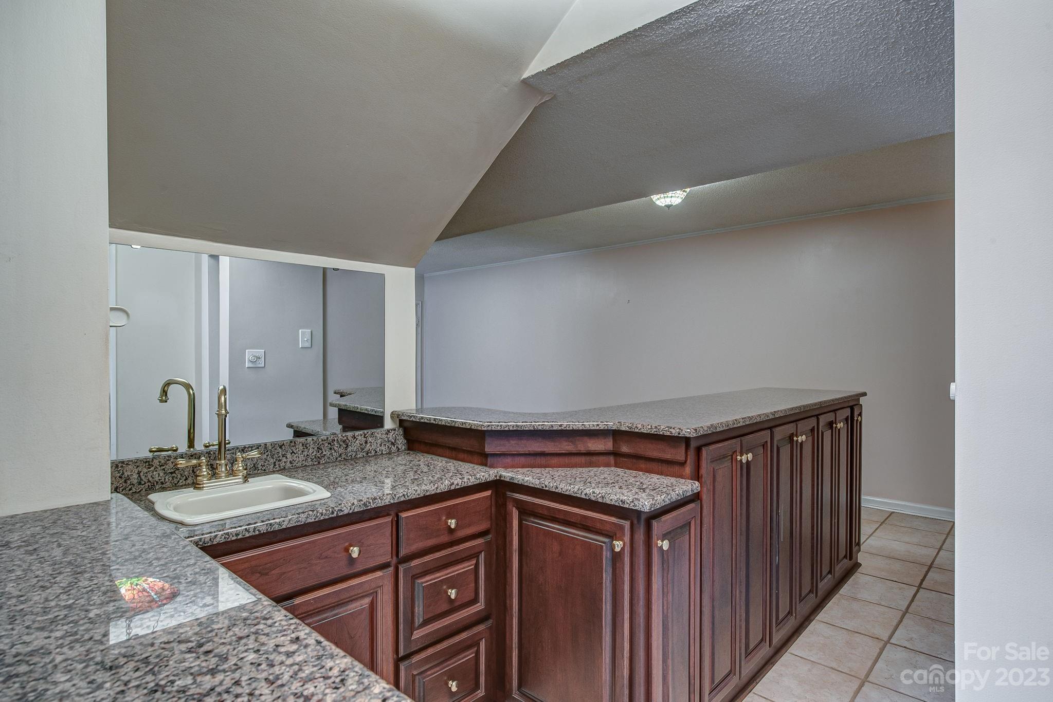 Barclay Downs - Residential