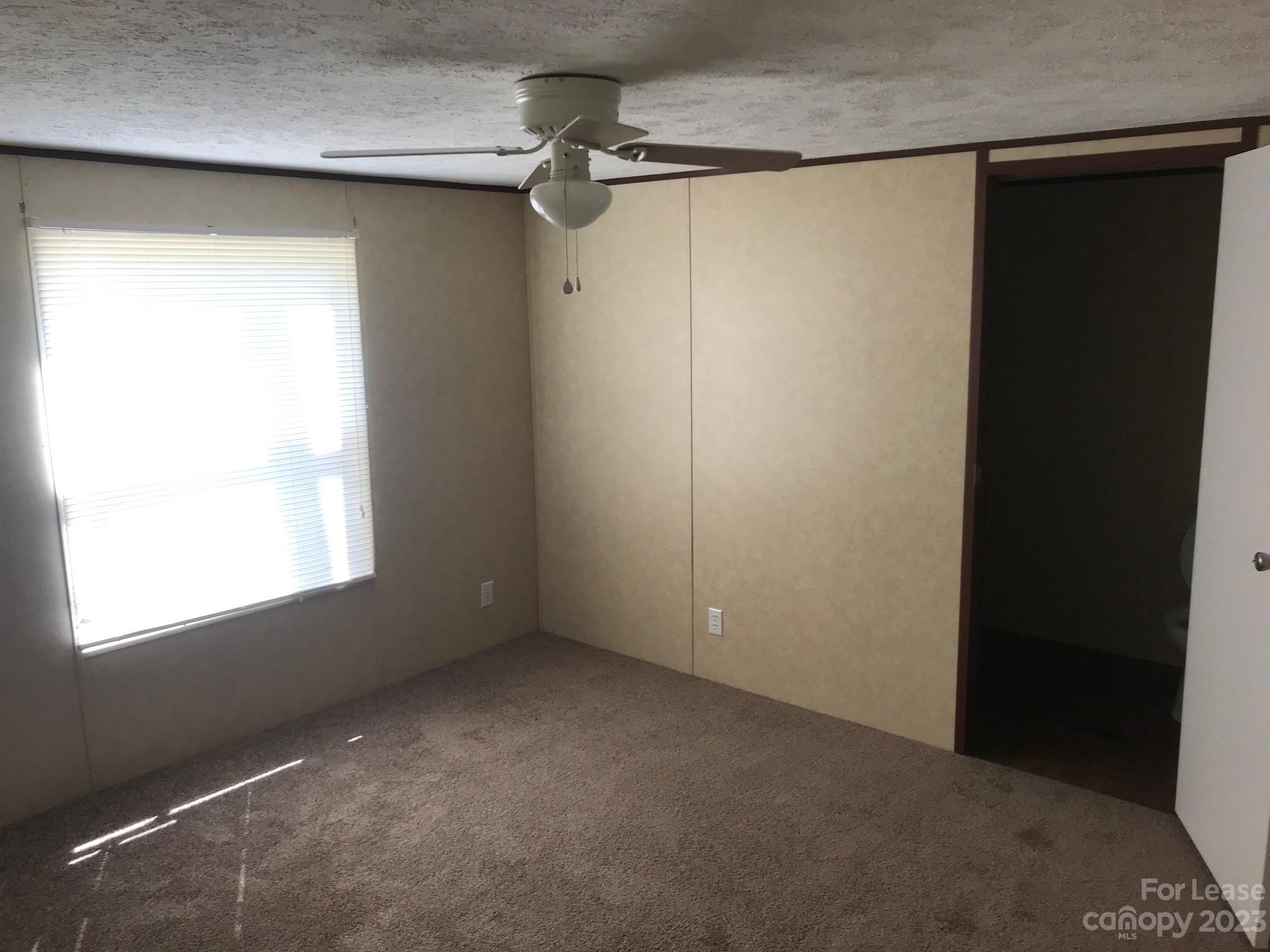 3122 NC Hwy 87 Highway