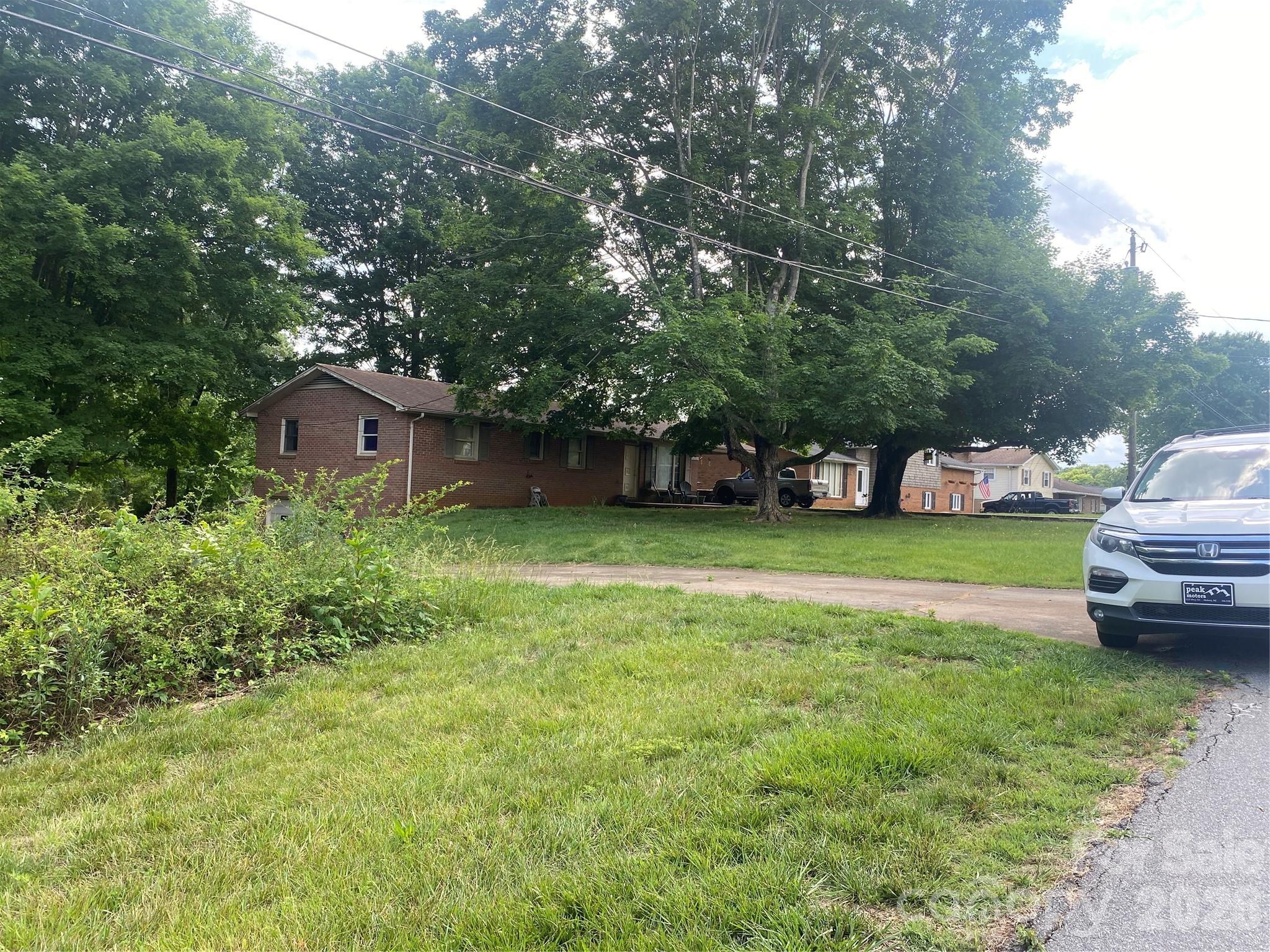 Colonial Heights - Residential