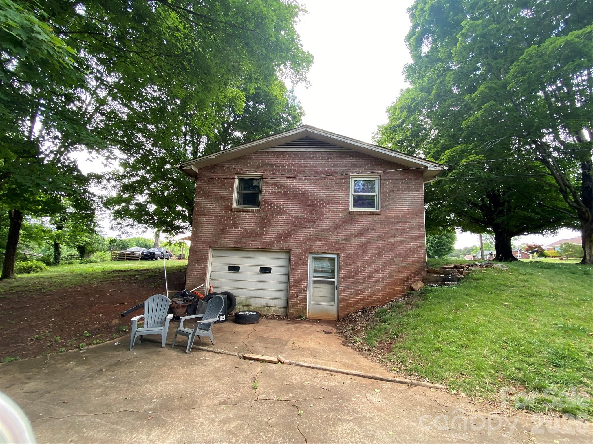 Colonial Heights - Residential