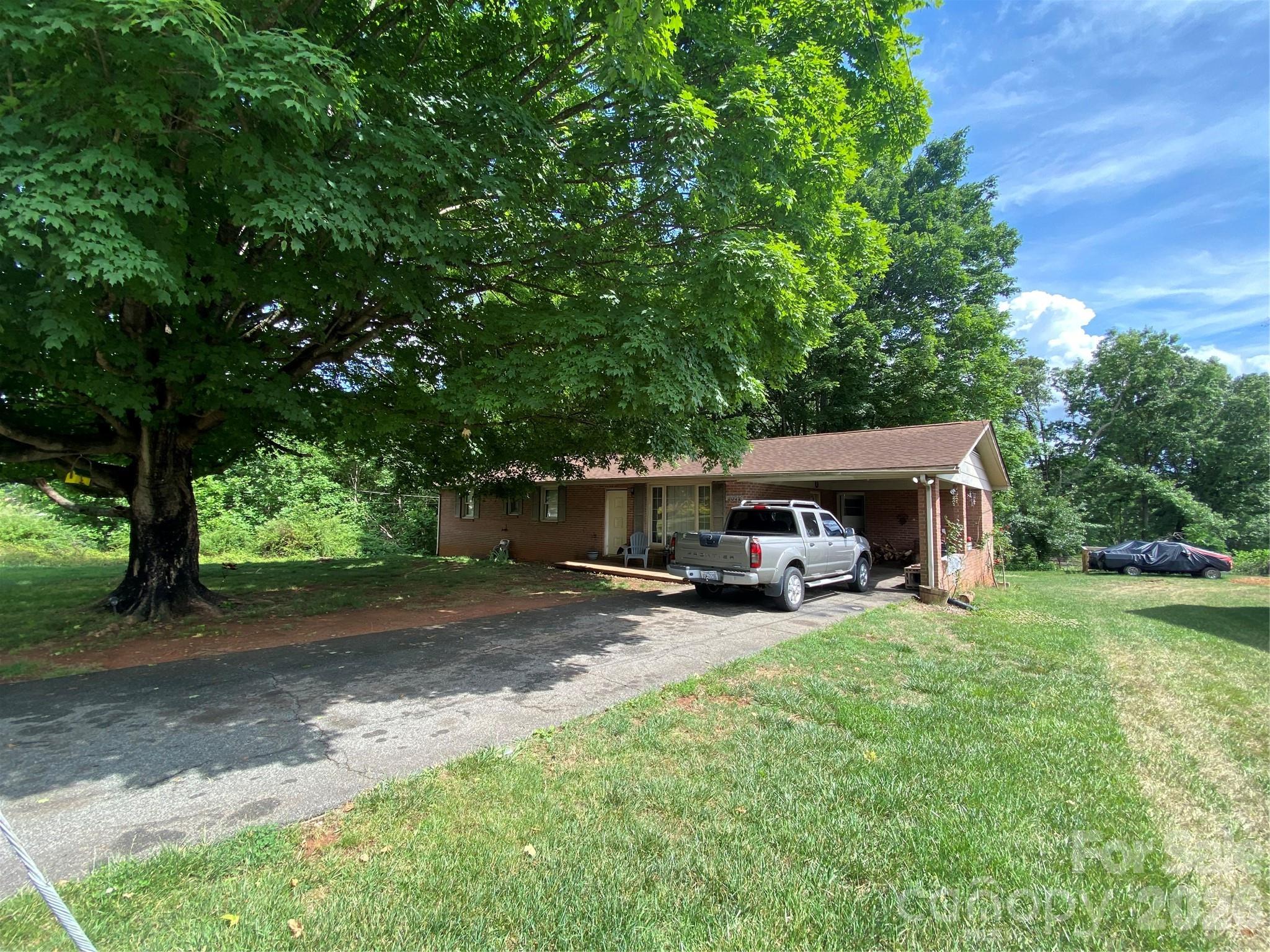 Colonial Heights - Residential