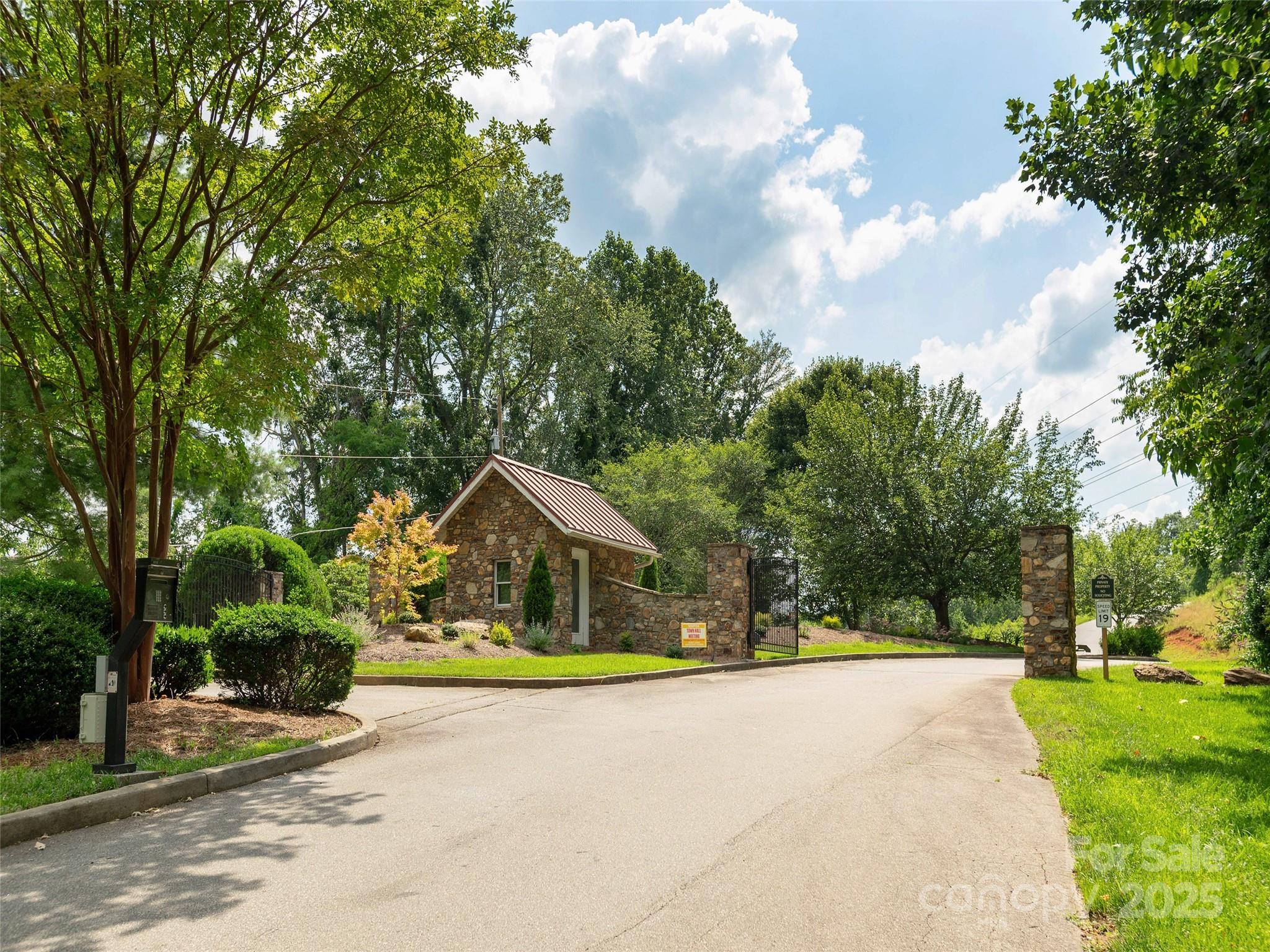 Arabella Heights - Land