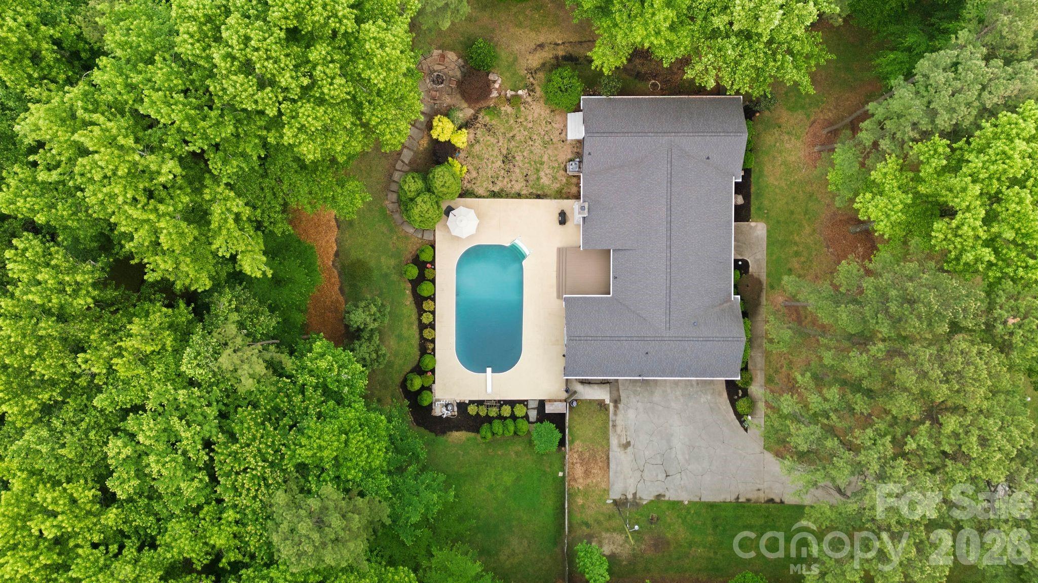20200 Floral Lane
