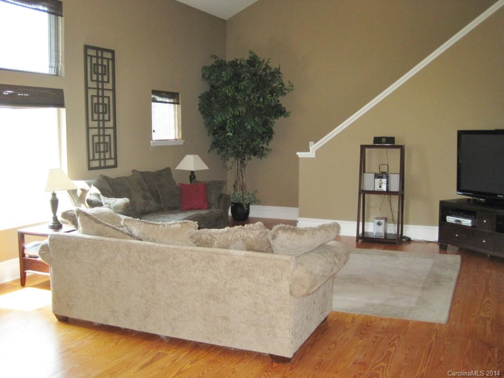 Elizabeth - Residential Lease