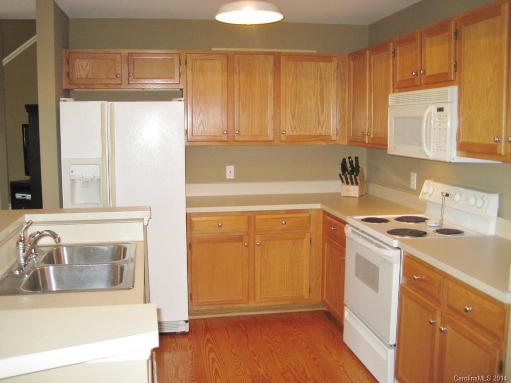 Elizabeth - Residential Lease