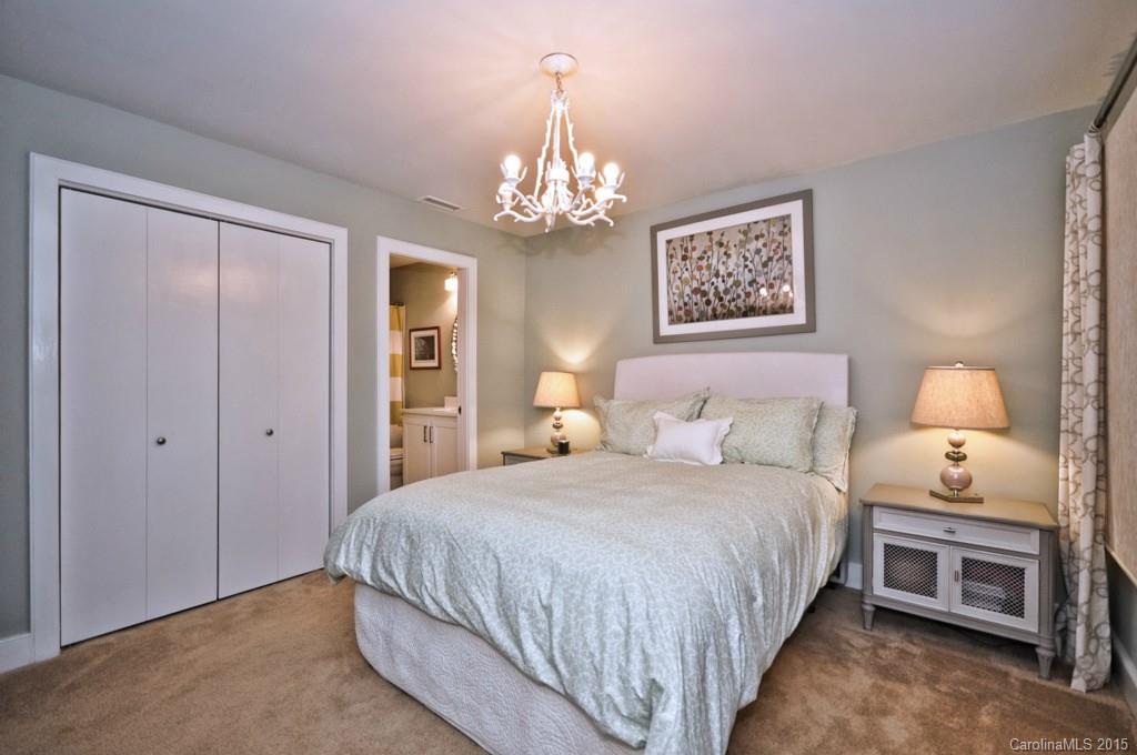 The Lake Club - Residential