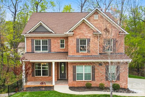 7945 Rolling Creek Court Charlotte NC 28270