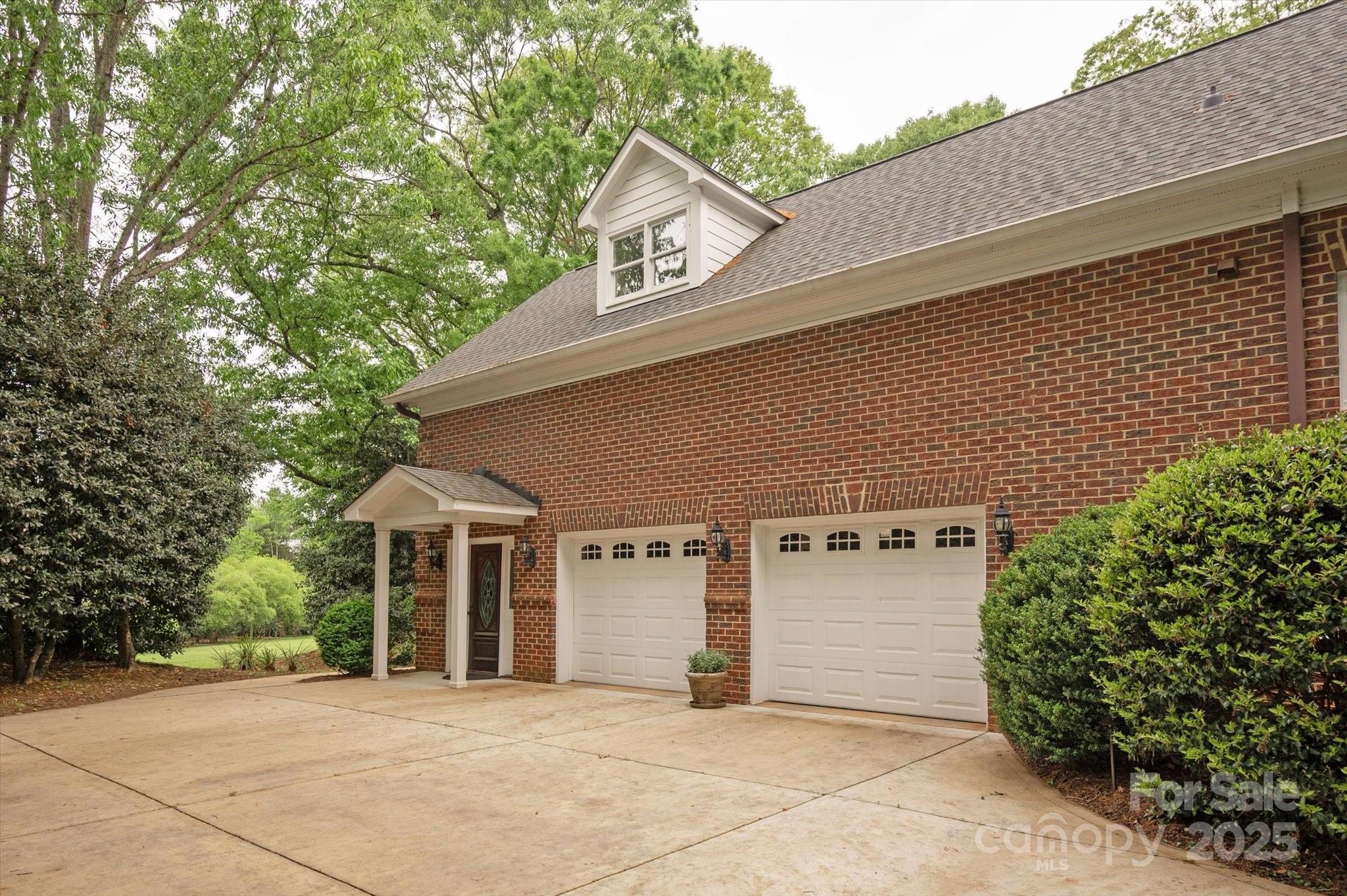 Providence Country Club - Residential