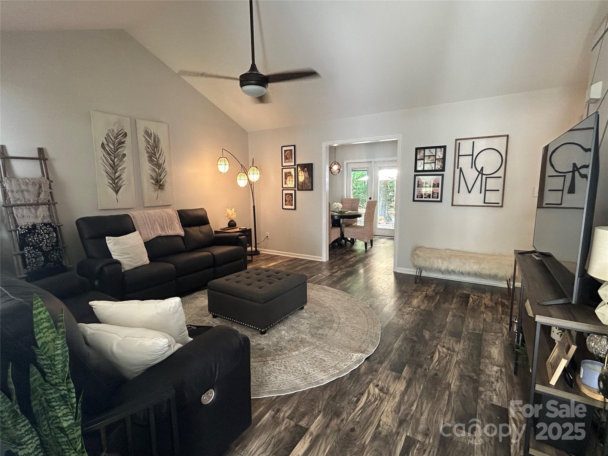 2124 Gambrel Way