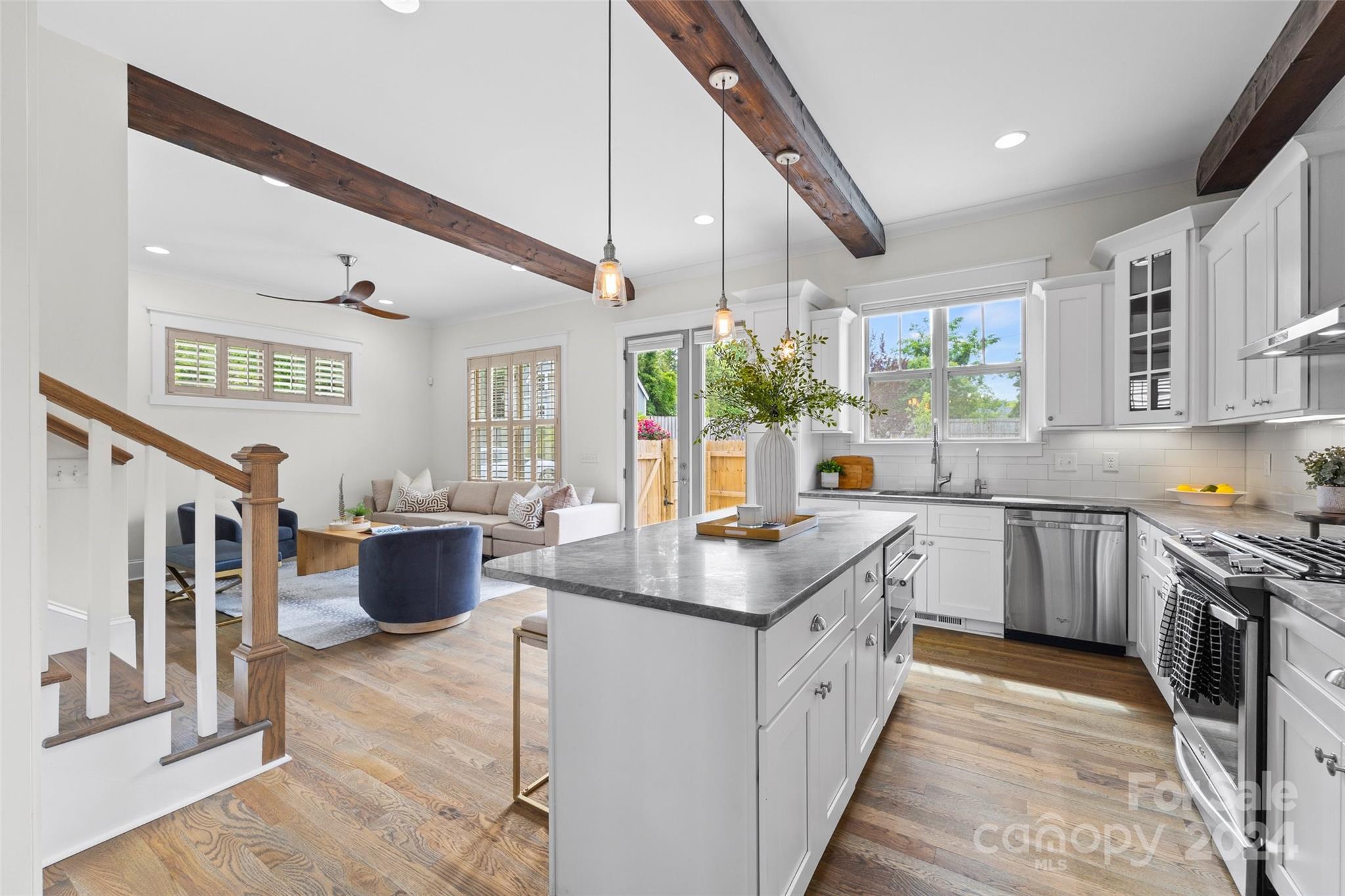 Villa Heights - Residential