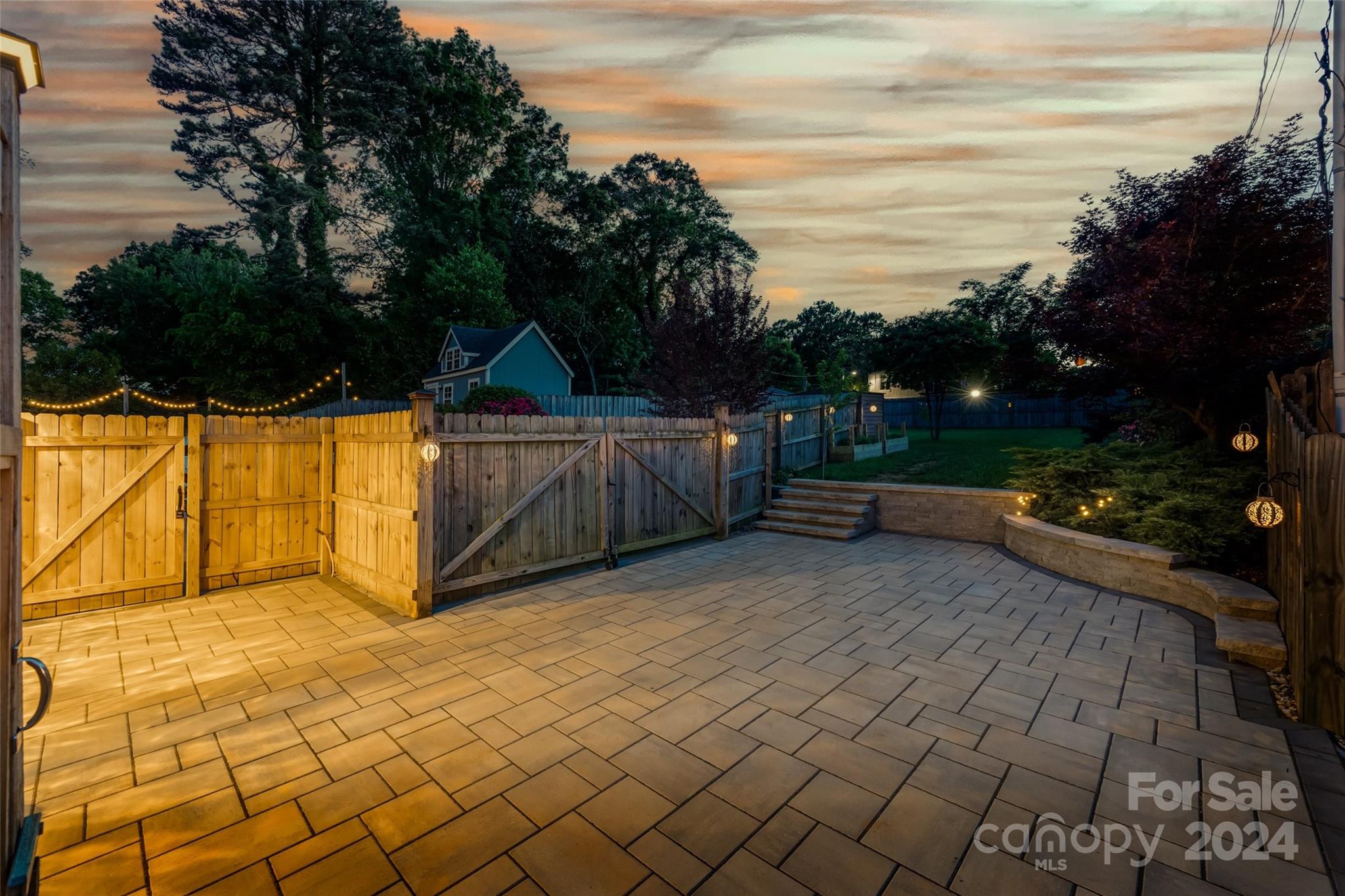 Villa Heights - Residential