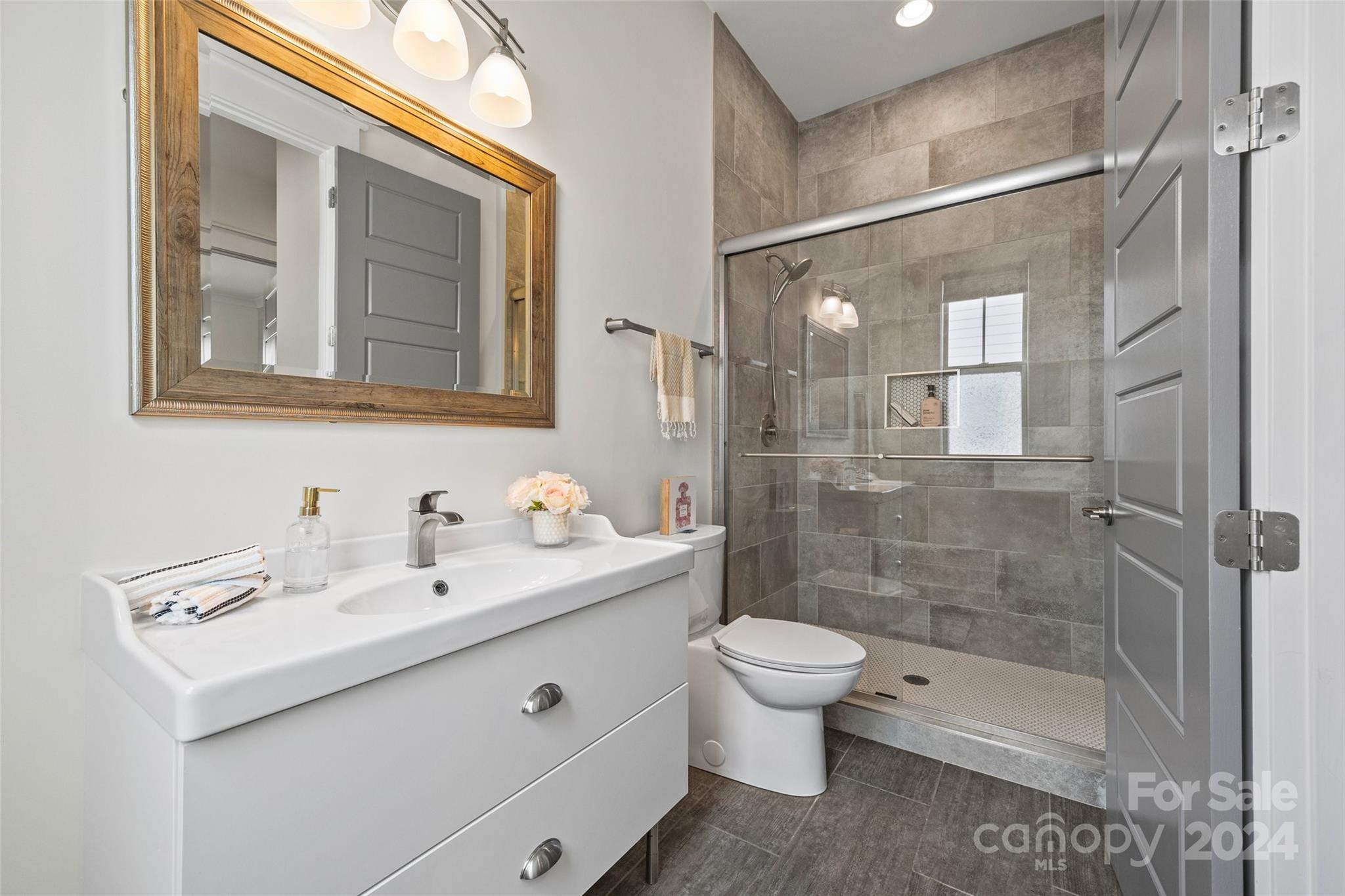 Villa Heights - Residential