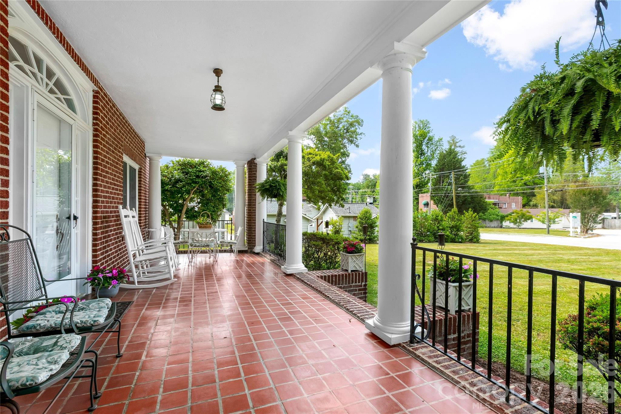 1518 Greenville Highway