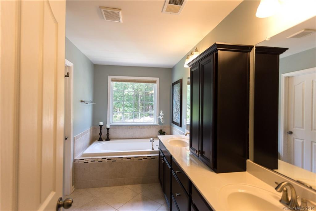 Wellington Chase - Residential