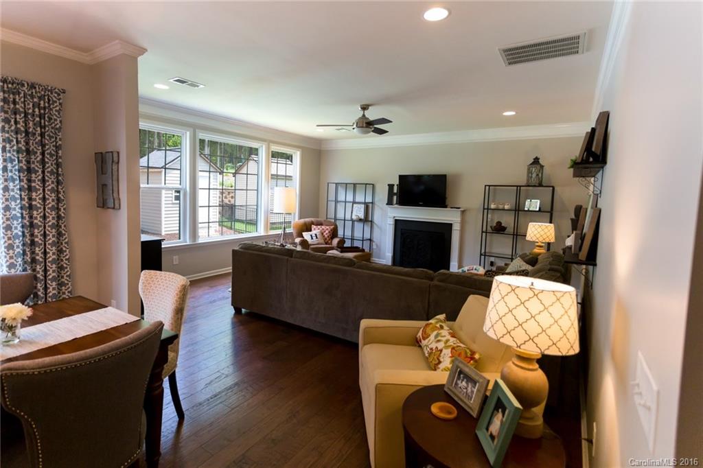 Wellington Chase - Residential